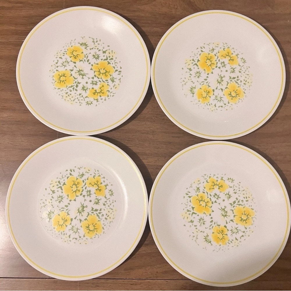 Corelle Corning April 8.5 Inch Luncheon Plates Yellow Green Flowers Set of Four